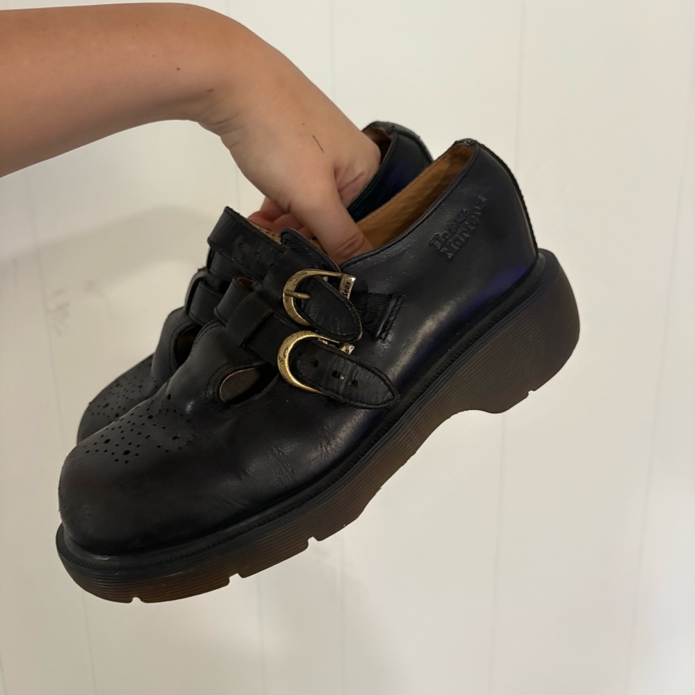 Dr. Martens Black Leather Shoes Size 6 men’s woman’s 8 Buckle Comfort Vintage